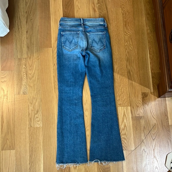 Mother The Weekender Fray Jeans - Picture 2 of 3